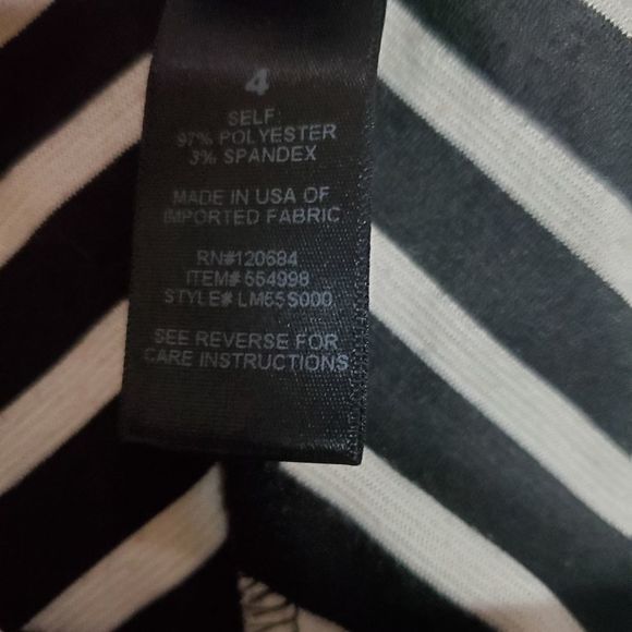 Torrid Black and White Chevron Pencil Skirt 4 - Picture 4 of 4